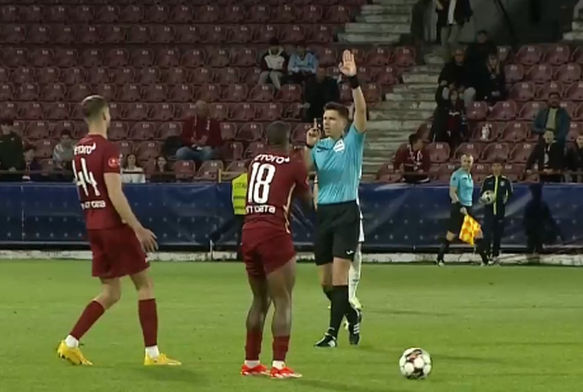 „Centralul” Barbu a dictat „indirectă”, dar o regulă mai puțin știută i-a permis lui Burmaz să marcheze » Petrescu recunoaște: „Arbitrul de rezervă a venit și mi-a spus”