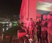 Nebunie în centrul orașului, aproape de miezul nopții: au sărbătorit promovarea în ploaie, cu zeci de torțe! Imaginile momentului
