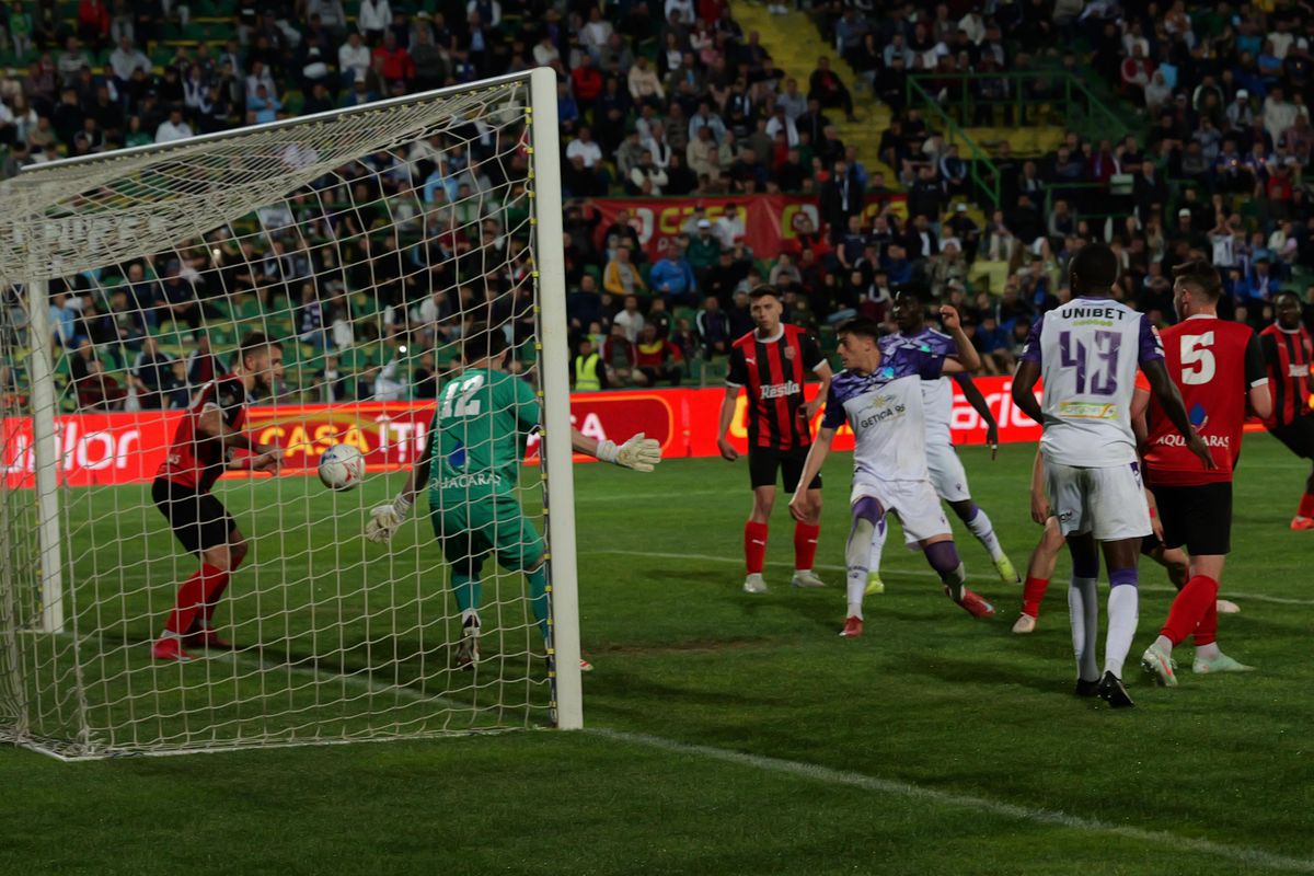 Președintele echipei din Liga 2 nu mai are răbdare » În toiul nopții, a anunțat măsuri drastice după ultimul rezultat din campionat