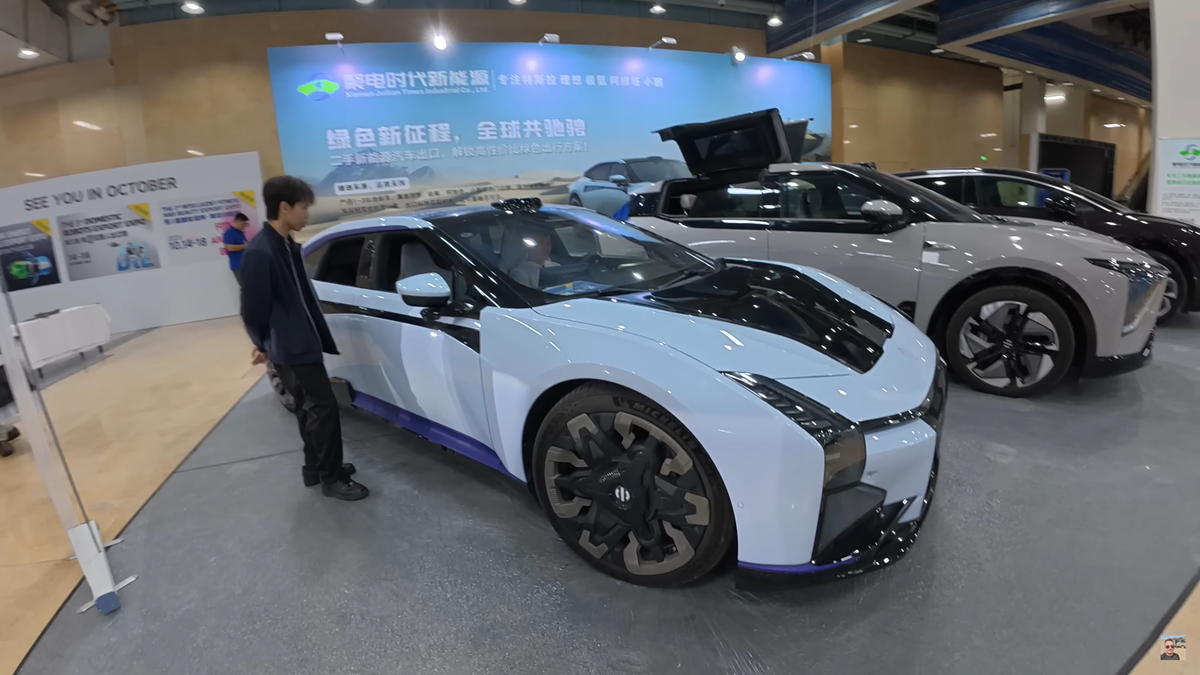 HiPhi Z - „Ferrari-ul chinezesc”