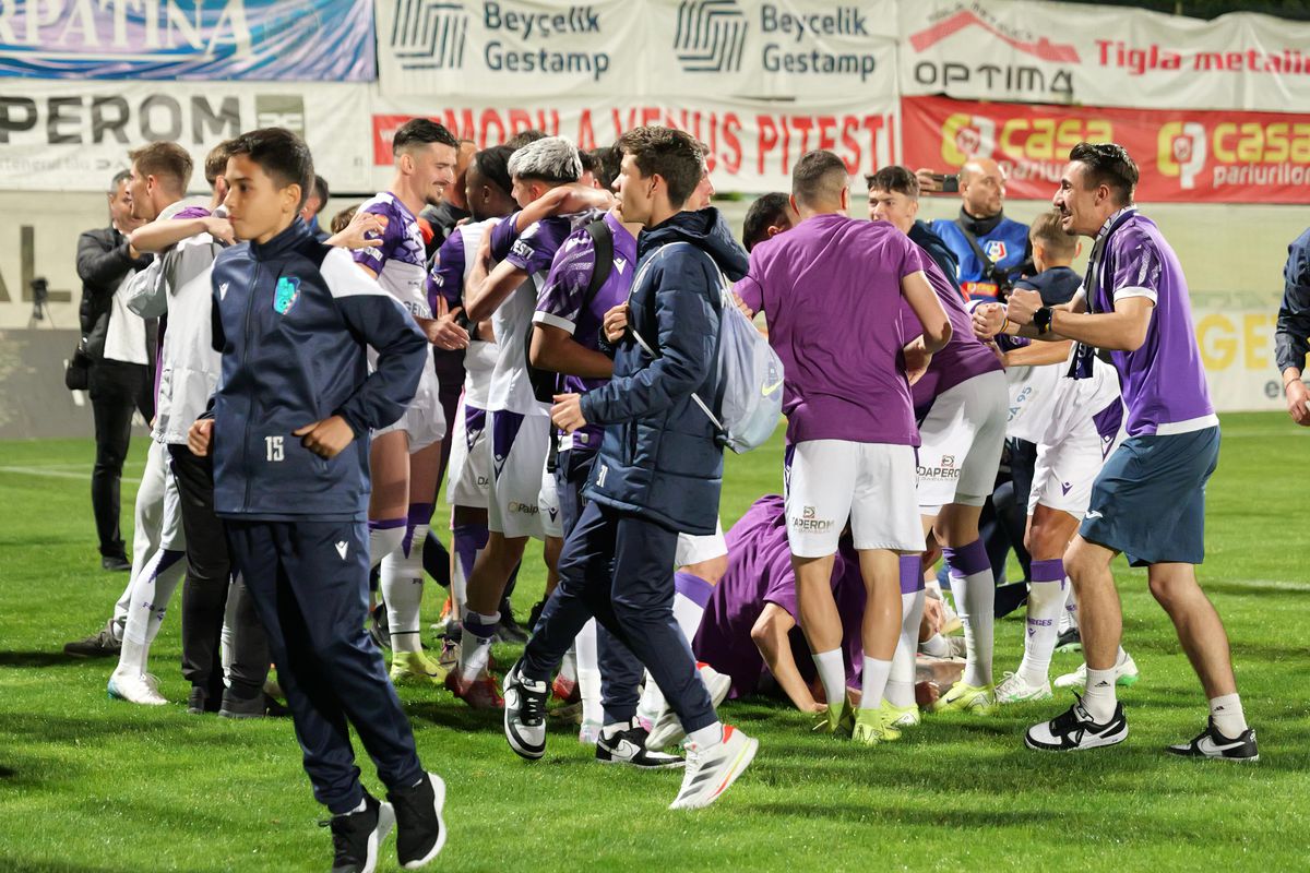 Sărbătoare la Mioveni, după ce FC Argeș a promovat