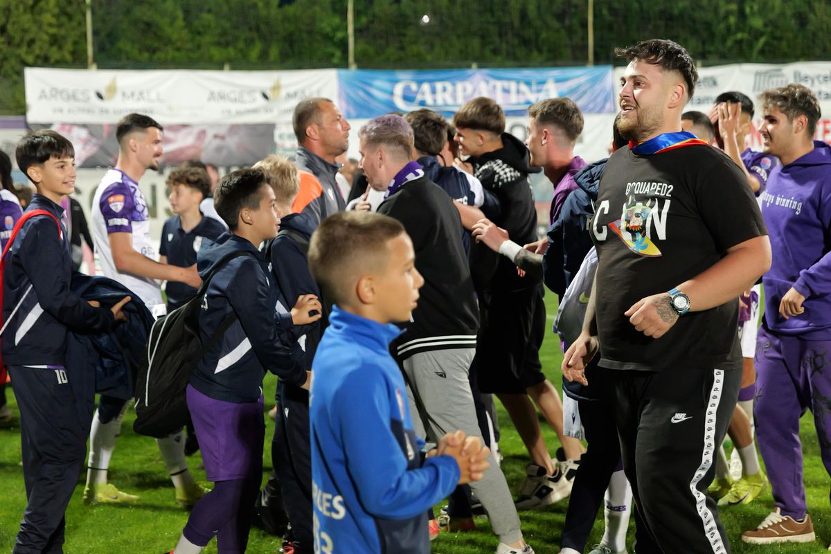 Sărbătoare la Mioveni, după ce FC Argeș a promovat