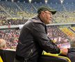 Momente inedite pe Arena Națională, cu Mircea Lucescu în prim-plan! Selecționerul a beneficiat de masaj pe toată durata meciului FCSB - Dinamo