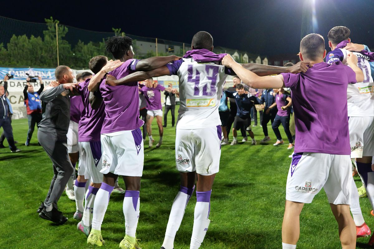Sărbătoare la Mioveni, după ce FC Argeș a promovat