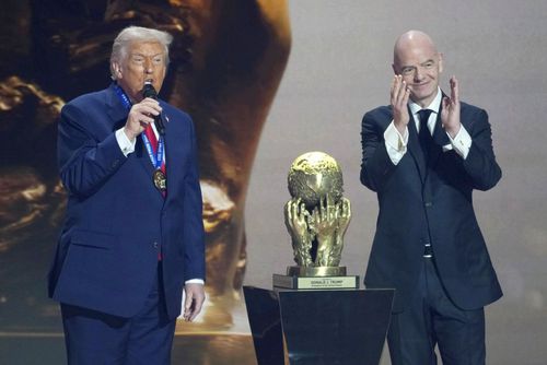 Donald Trump (stânga) și Gianni Infantino (dreapta) / Foto: Imago Images