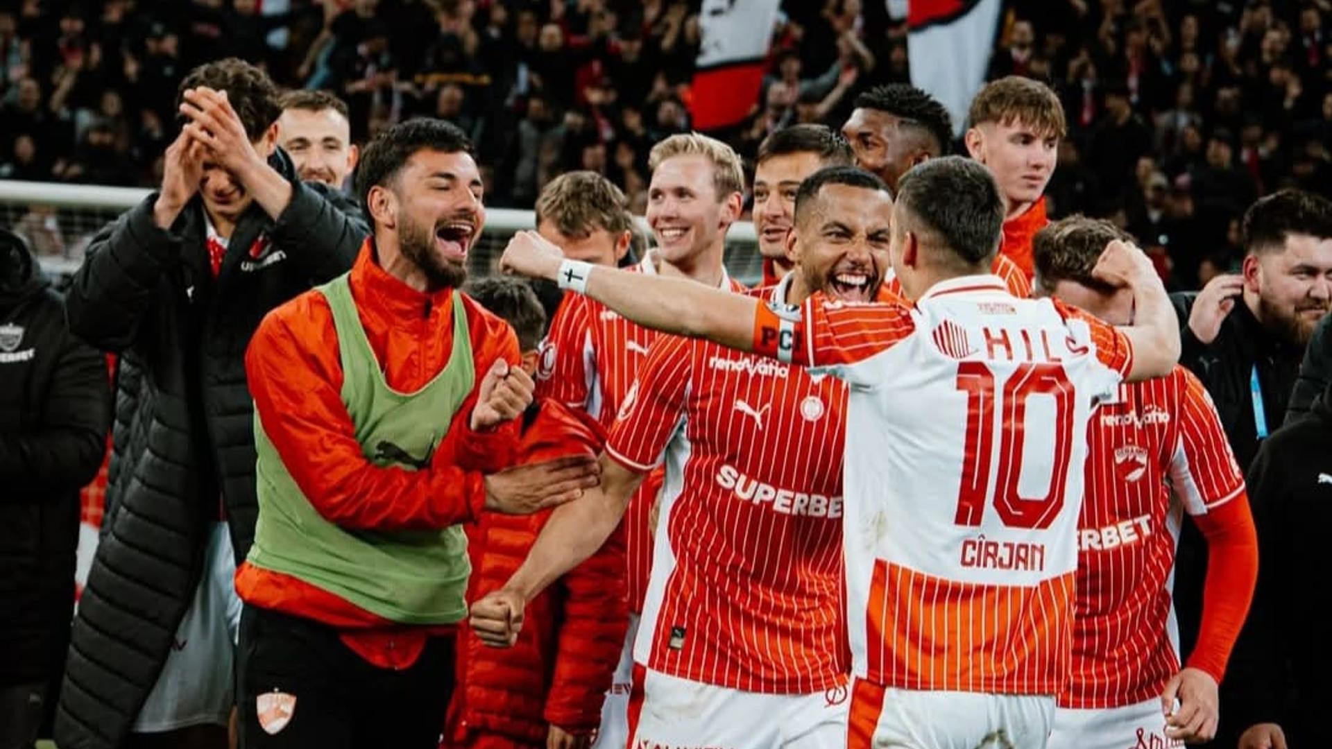 Cătălin Cîrjan revenind la antrenament, în timp ce alți jucători Dinamo accidentați lipsesc înaintea meci Europa League | sursa foto: Gazeta Sporturilor