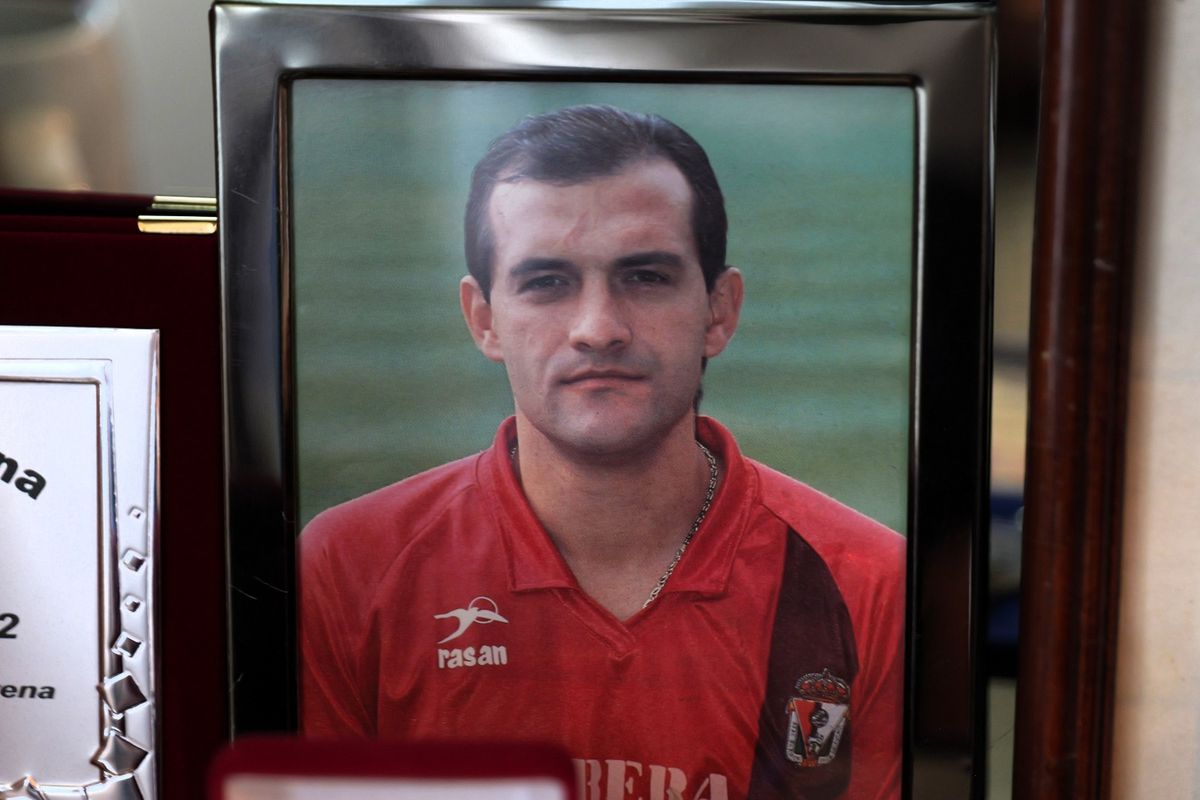 Gabi Balint a deschis ușa casei, la Sângeorz-Băi » Spumos la 40 de ani de la Sevilla: „În timp ce mergeam să bat penalty-ul, îl înjuram în gând pe Lăcătuș”