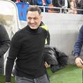 Mirel Rădoi (în stânga) și Elias Charalambous sunt doi dintre antrenorii plecați de la echipele lor în cursul acestui sezon // foto: Imago Images