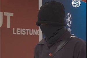 Apariție incredibilă a titularului din Bayern - PSG » Îl recunoști?