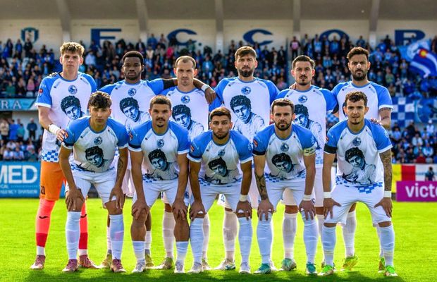 „Să-și intre în rol!” » Direct de pe stadion, unul dintre „copiii” lui Mircea Lucescu anunță obiectivul Corvinului în prima ligă: „N-am promovat doar să facem prezența!”