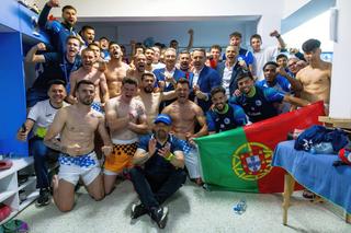Imaginile bucuriei » Corvinul a declanșat fiesta, după promovarea matematică în Superliga
