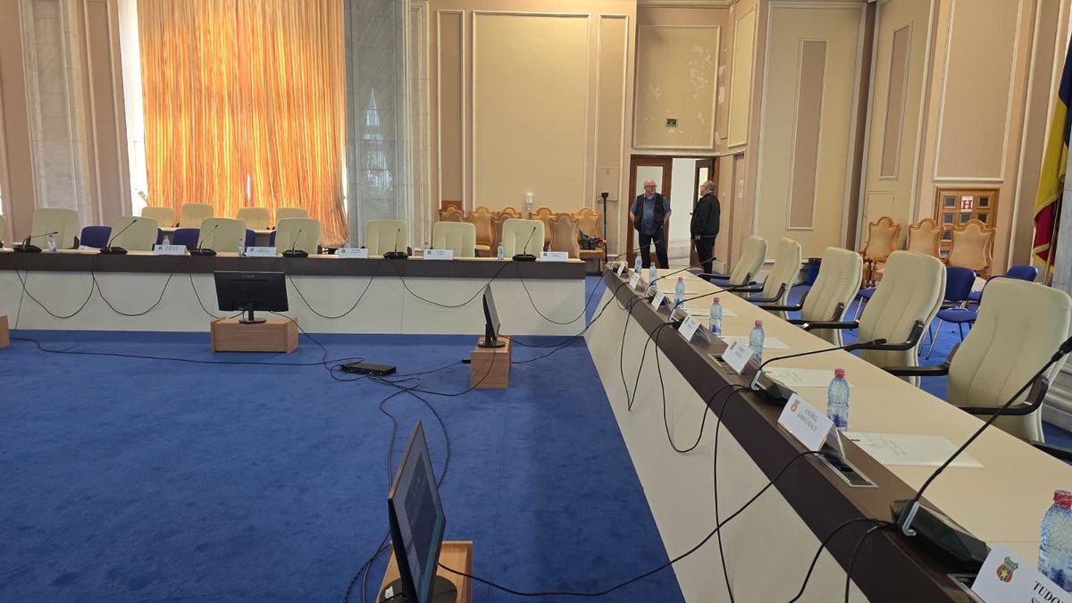 Steaua '86 în Camera Deputaților » Parlamentarii AUR au „confiscat” sărbătoarea, Balint a cerut indemnizații de merit pentru toată echipa: „În mod firesc și drept”