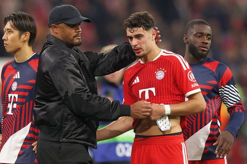 Vincent Kompany, antrenorul lui Bayern Munchen, a acuzat arbitrajul lui Joao Pinheiro de la meciul retur cu PSG/ FOTO Getty Images