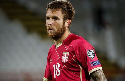 În SUA, un jucător a fost dat afară din cauza soției rasiste! Îndemna deschis la „omorârea" manifestanților