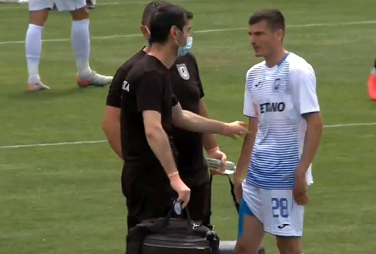 FOTO Alarmă pentru Cristiano Bergodi la Craiova: Mihăilă s-a accidentat cu Viitorul