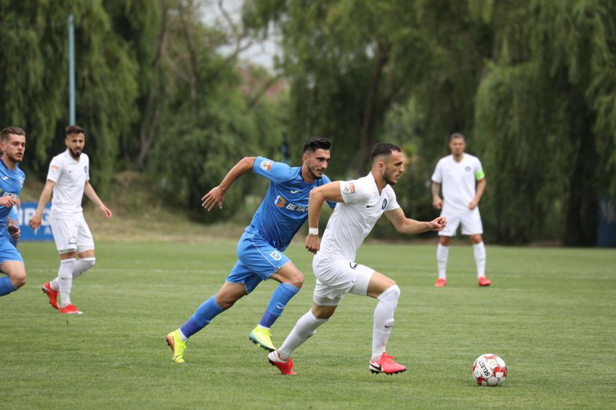 Universitatea Craiova - Viitorul 0-3, 2-1