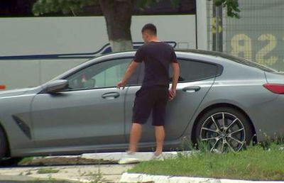 FOTO Duel în parcarea FCSB: „mașina de pește” a lui Olimpiu Moruțan, eclipsată de superachiziția etalată azi de Mirel Rădoi