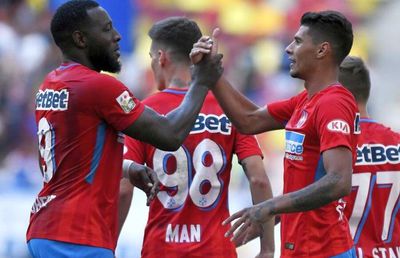 „Tras de limbă” de față cu fanii, Gnohere a dat tot din casă » Man sau Coman? Florin sau Cristi Tănase? Rednic sau Reghecampf?