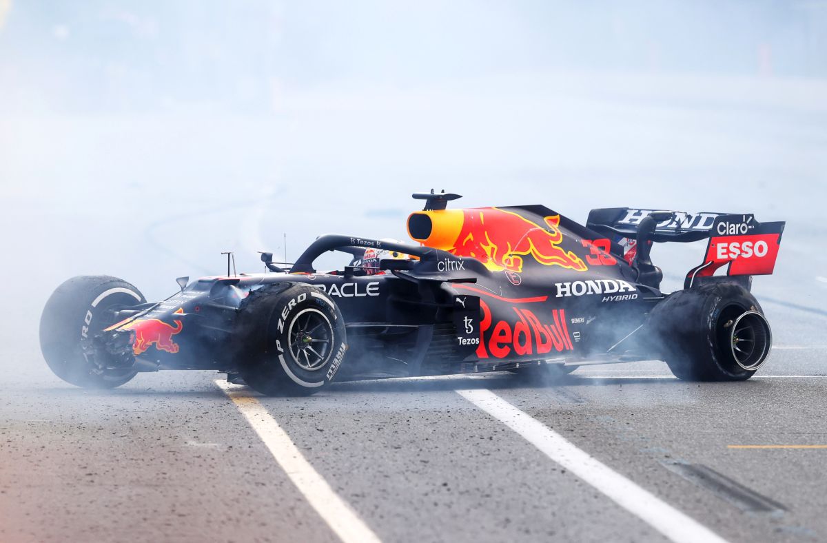 FORMULA 1. Deznodământ spectaculos în Azerbaidjan » Câștigător-surpriză, Verstappen și Hamilton, în afara punctelor! Vettel, cursă eroică!