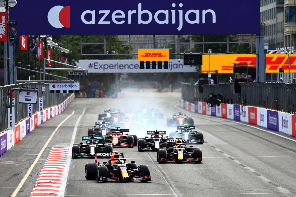FORMULA 1. Deznodământ spectaculos în Azerbaidjan » Câștigător-surpriză, Verstappen și Hamilton, în afara punctelor! Vettel, cursă eroică!