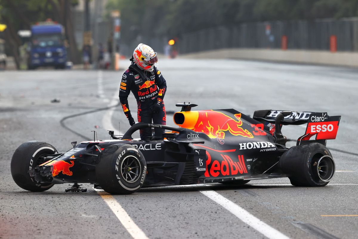 FORMULA 1. Deznodământ spectaculos în Azerbaidjan » Câștigător-surpriză, Verstappen și Hamilton, în afara punctelor! Vettel, cursă eroică!