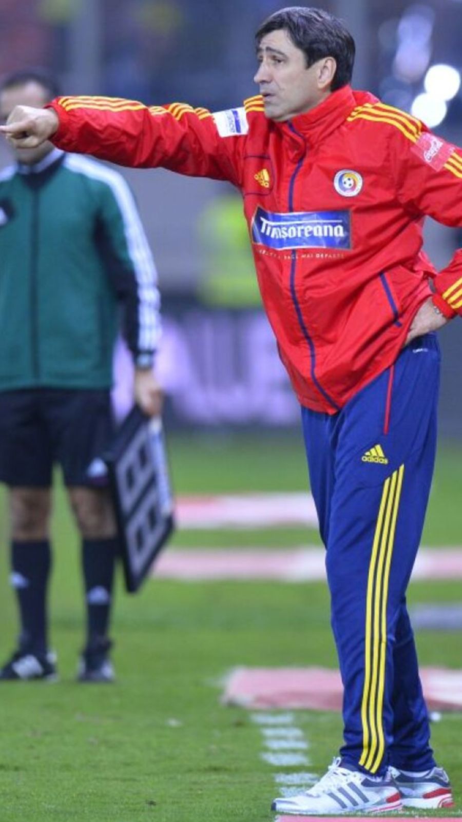 Iasmin Latovlevici invocă un detaliu inedit, din afara gazonului, care poate decide „barajul” Turcia – România: „Va depinde mult de asta!” + Cum a pregătit Pițurcă victoria de la Istanbul din 2012