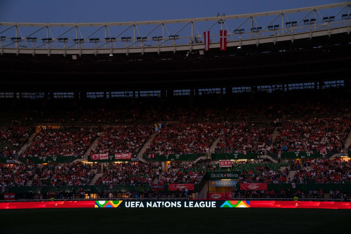 Austria - Danemarca a început cu 90 de minute întârziere » Ce s-a întâmplat la Viena + Momente superbe create de fani