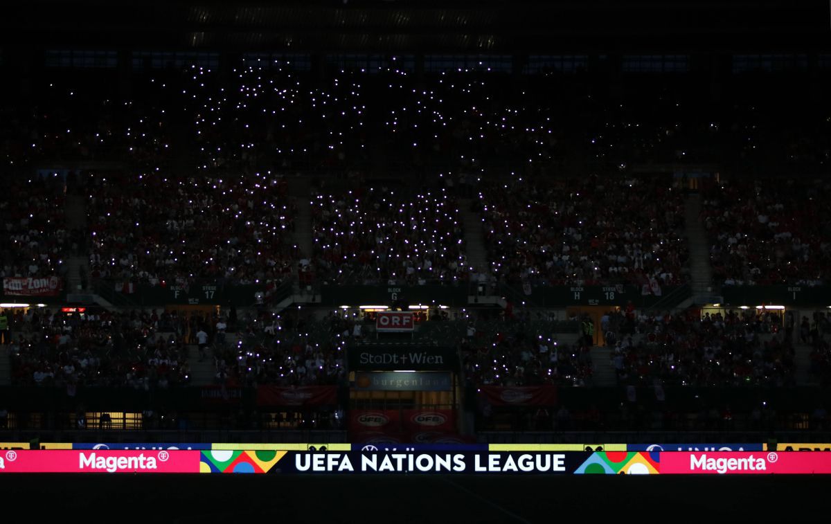 Austria - Danemarca a început cu 90 de minute întârziere » Ce s-a întâmplat la Viena + Momente superbe create de fani
