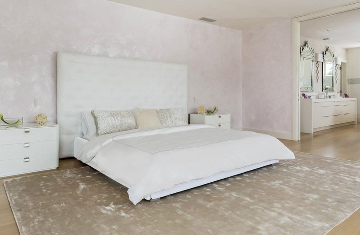 Presa din Spania a aflat de ce ține Shakira neapărat să plece din Barcelona » Decizia nu are legătură cu Pique