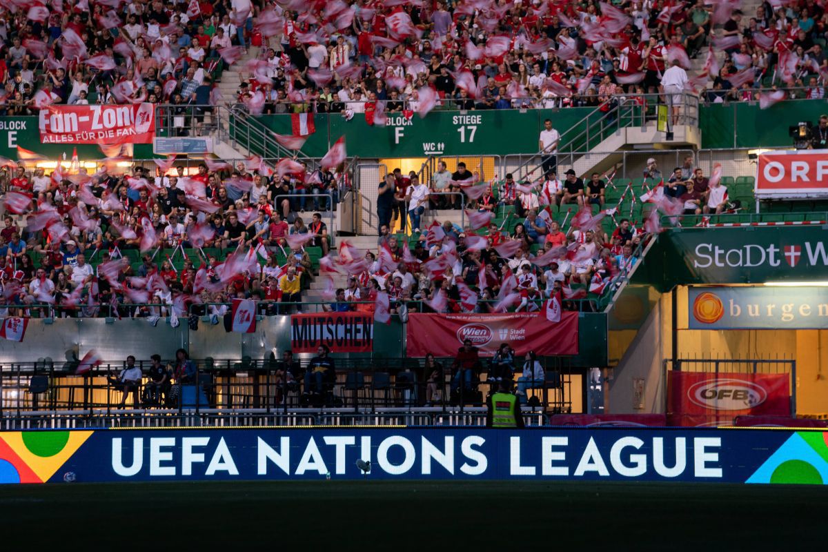 Austria - Danemarca a început cu 90 de minute întârziere » Ce s-a întâmplat la Viena + Momente superbe create de fani