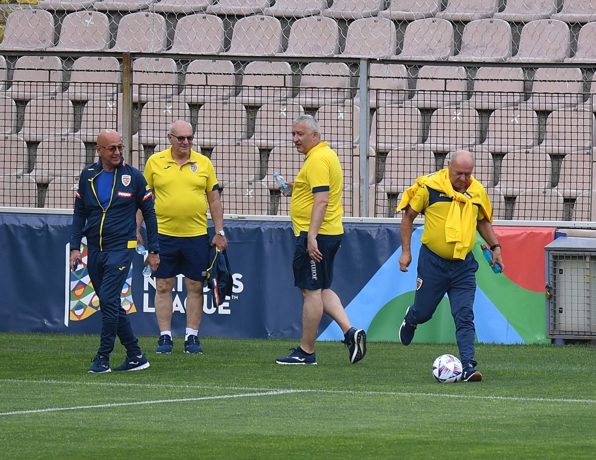Bosnia - România, conferință și antrenament oficial