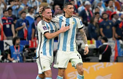 Liverpool face primul transfer al verii » Un campion mondial semnează