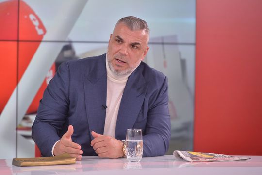 Invitat în episodul #18 al podcastului „Profu' de Sport”, Cosmin Olăroiu (53 de ani) a vorbit despre modul în care sunt percepuți românii în momentul în care părăsesc țara.