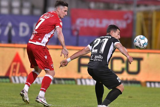 David Mayoral, în duel cu Steliano Filip / FOTO: Imago