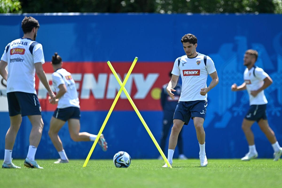 „Naționala” României s-a reunit astăzi pentru pregătirea „dublei” cu Kosovo și Elveția: „Ar fi bun și un egal cu kosovarii”