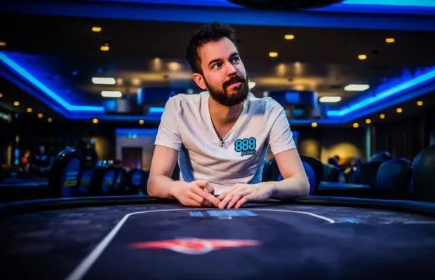 Care sunt cele 5 abilități de top caracteristice unui jucător de poker de elită?