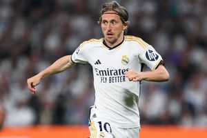 Veteranul Luka Modric continuă la Real Madrid, după ce Toni Kroos s-a retras