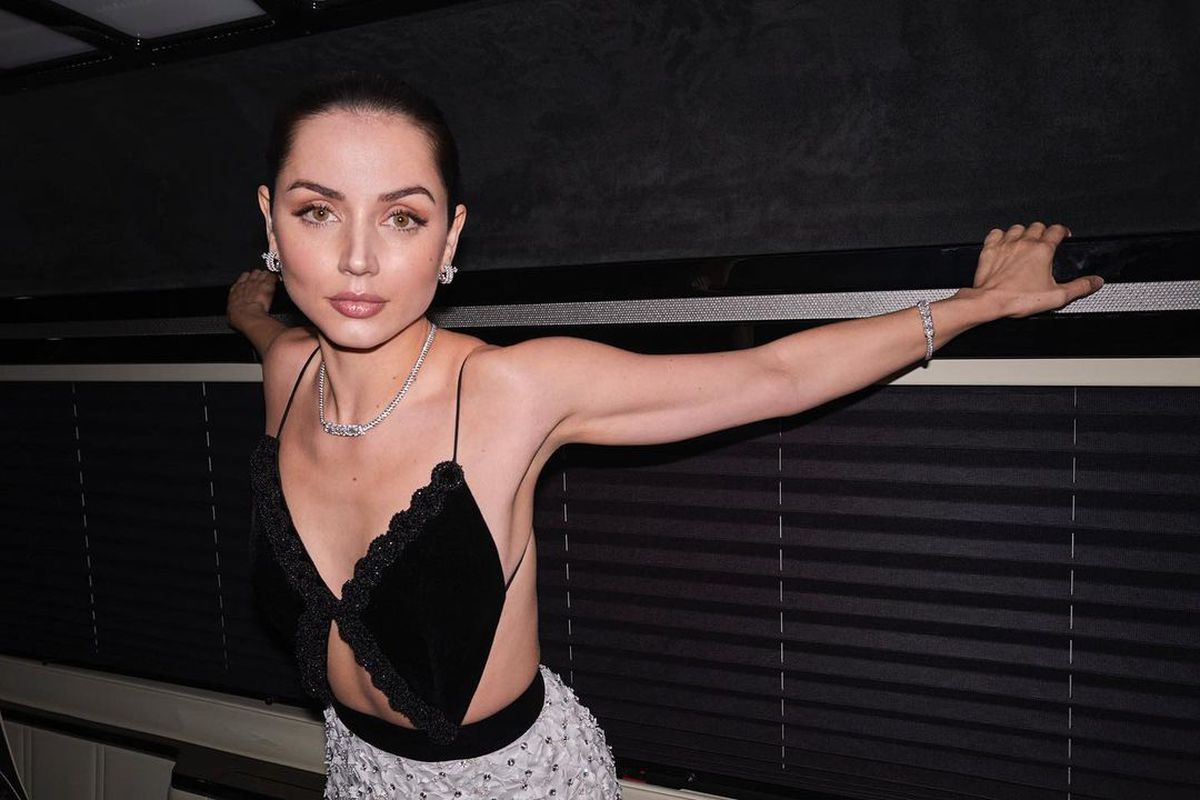 A convins-o pe Ana » Vedeta adusă de Mourinho la Istanbul pentru a reprezenta imaginea lui Fenerbahce: „Primul transfer”