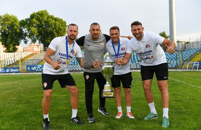 O legendă a clubului de tradiție încinge derby-ul regional: „Nu mă identific cu actuala echipă!”