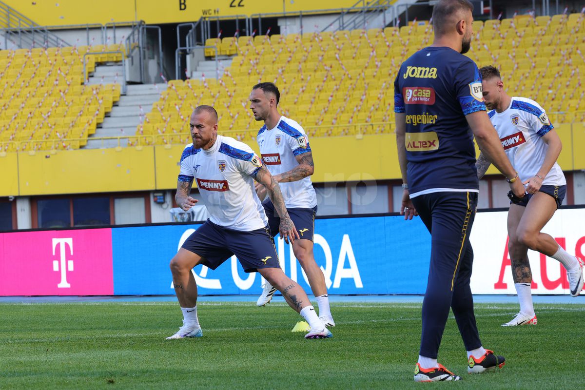 Toate pânzele sus! O surpriză plăcută și o veste mai puțin bună de la antrenamentul oficial al României: Mircea Lucescu, pus pe gânduri