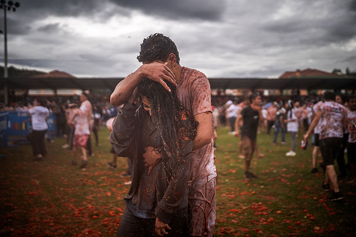 Au deschis stadionul pentru cel mai nebun festival din lume! Tradiția împrumutată din Spania, dusă la alt nivel