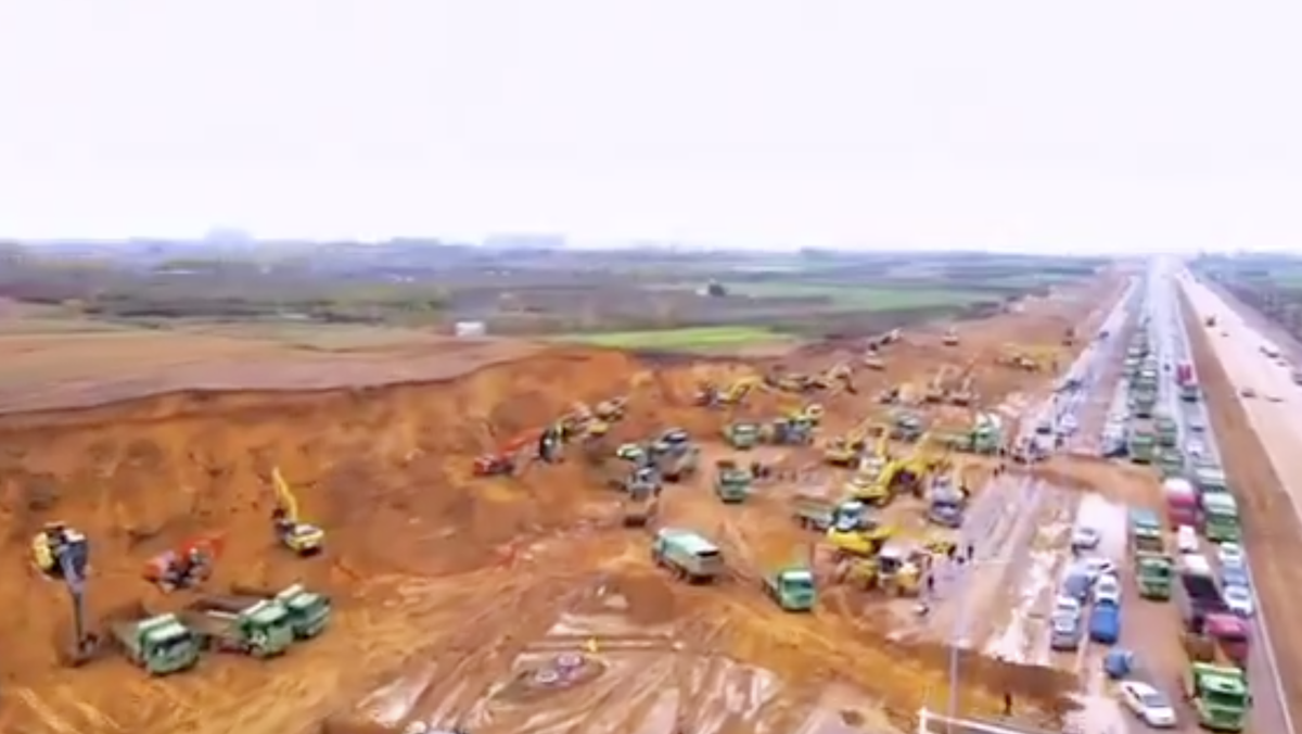 BYD construiește o fabrică gigant în China