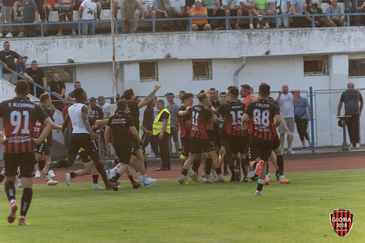 După 11 ani, numele Gloria Bistrița e din nou în Liga 2! Unul dintre artizanii promovării explică ce urmează: „Momentan nu putem urca în Superligă”
