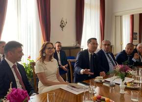 Surpriză! Răzvan Burleanu a dat-o pe FCSB exemplu la un eveniment select din Viena, într-un discurs de 20 de minute ținut la ambasadă