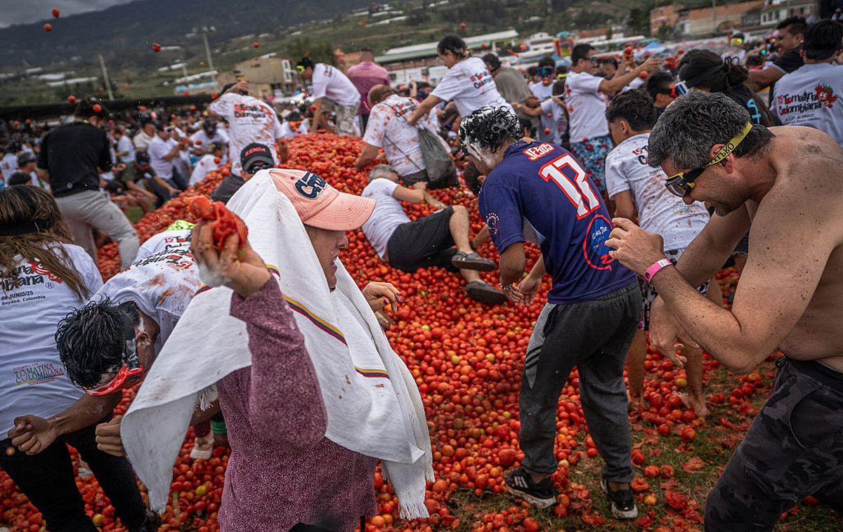 Au deschis stadionul pentru cel mai nebun festival din lume! Tradiția împrumutată din Spania, dusă la alt nivel
