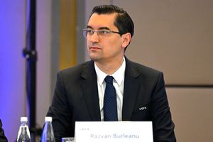 Câți bani câștigă Răzvan Burleanu de la FRF: „Am luat și voi mai luat prime” + „Nu îmi mai public declarația de avere”