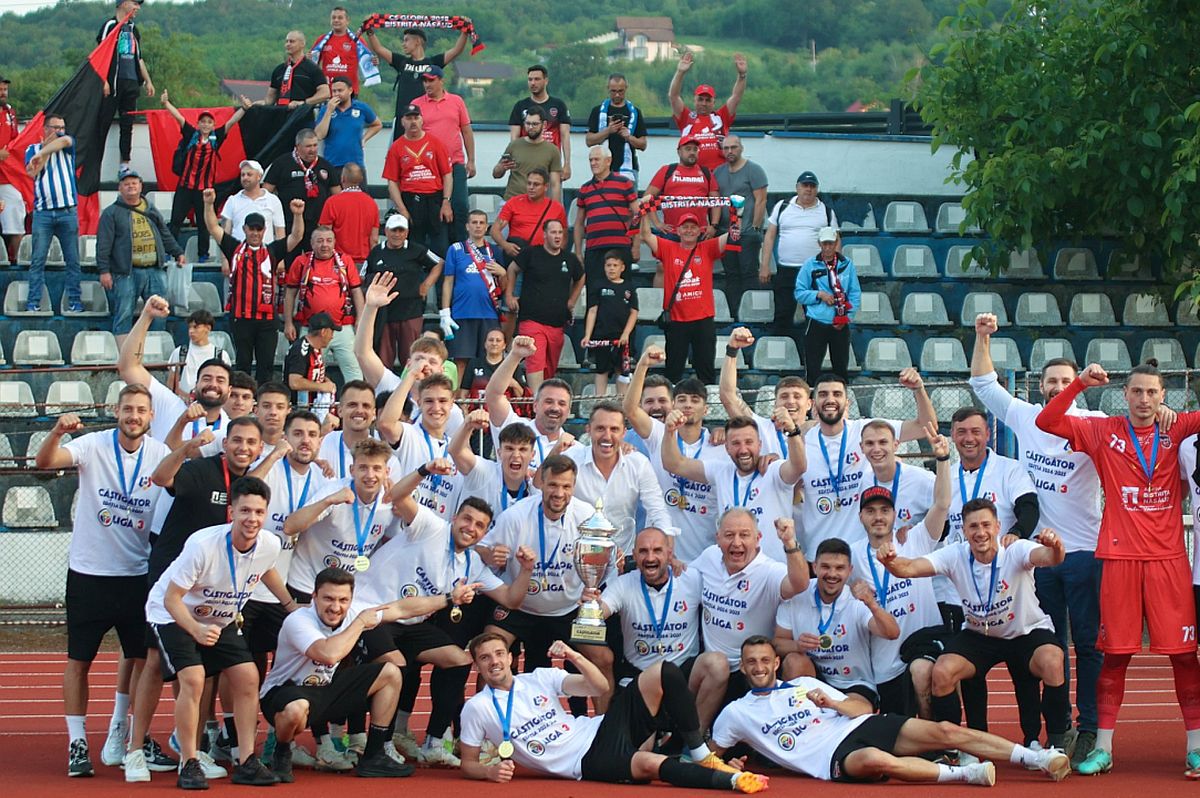 După 11 ani, numele Gloria Bistrița e din nou în Liga 2! Unul dintre artizanii promovării explică ce urmează: „Momentan nu putem urca în Superligă”