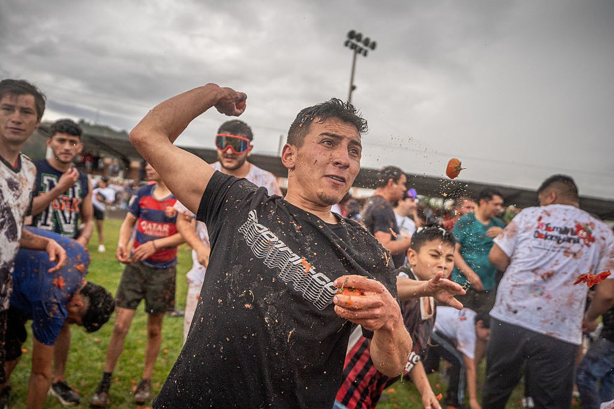 Au deschis stadionul pentru cel mai nebun festival din lume! Tradiția împrumutată din Spania, dusă la alt nivel