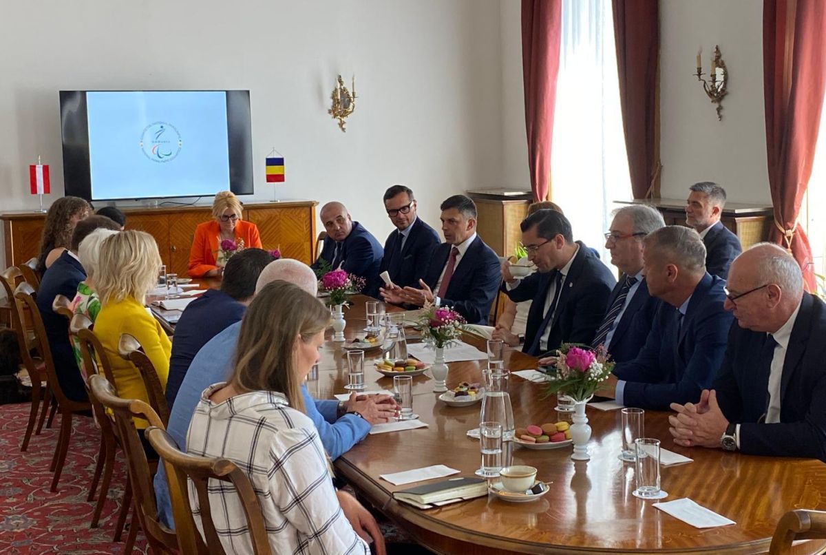 Surpriză! Răzvan Burleanu a dat-o pe FCSB exemplu la un eveniment select din Viena, într-un discurs de 20 de minute ținut la ambasadă