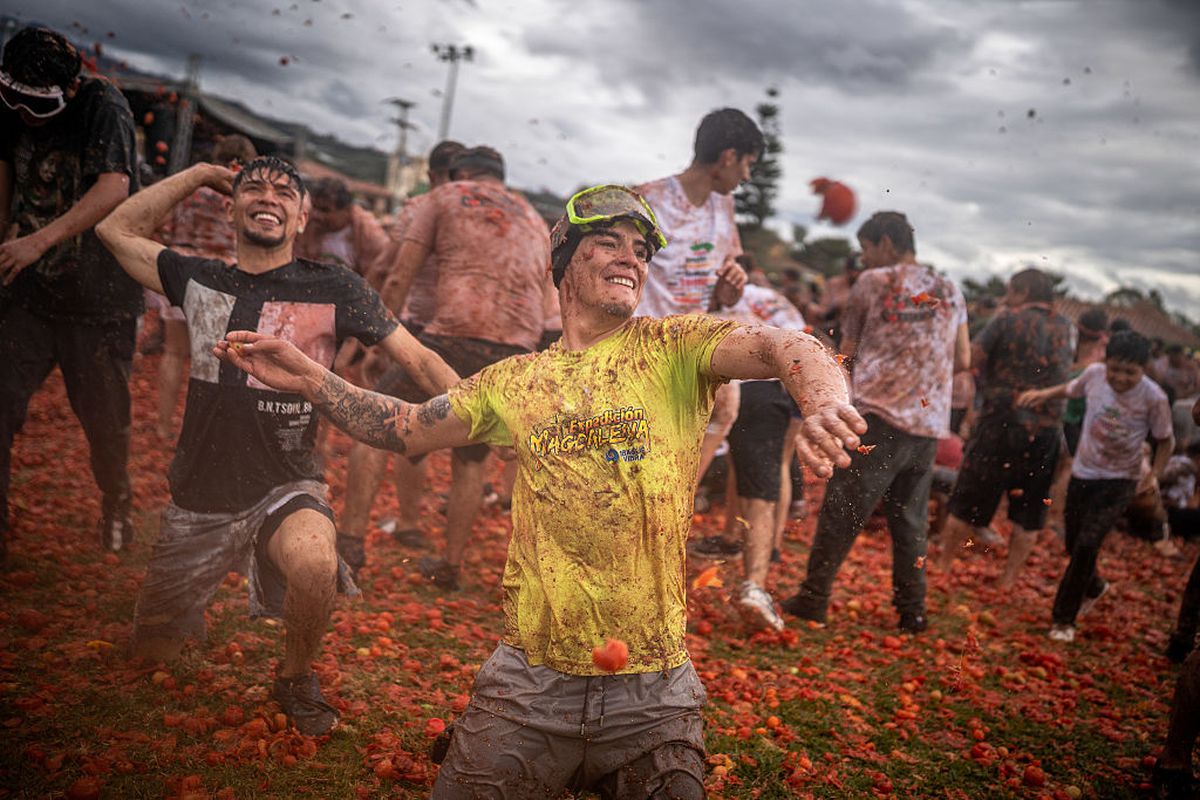 Au deschis stadionul pentru cel mai nebun festival din lume! Tradiția împrumutată din Spania, dusă la alt nivel